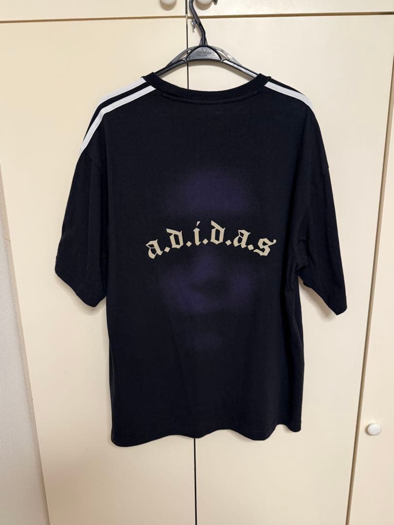 adidas x Korn Tシャツ