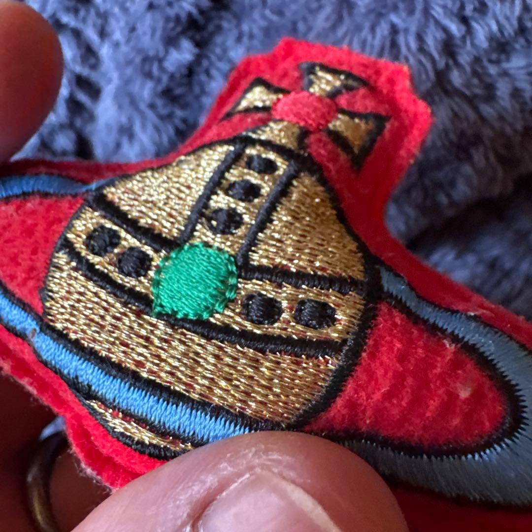ヴィヴィアンウエストウッド入手困難刺繍ブローチ♡