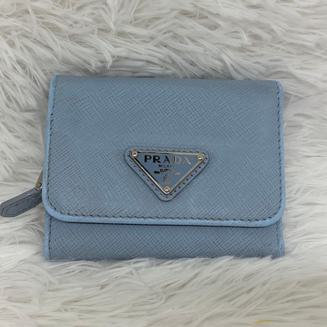 RFID搭載/美品✨プラダ 三つ折り財布 サフィアーノ 三角ロゴ レザー 水色