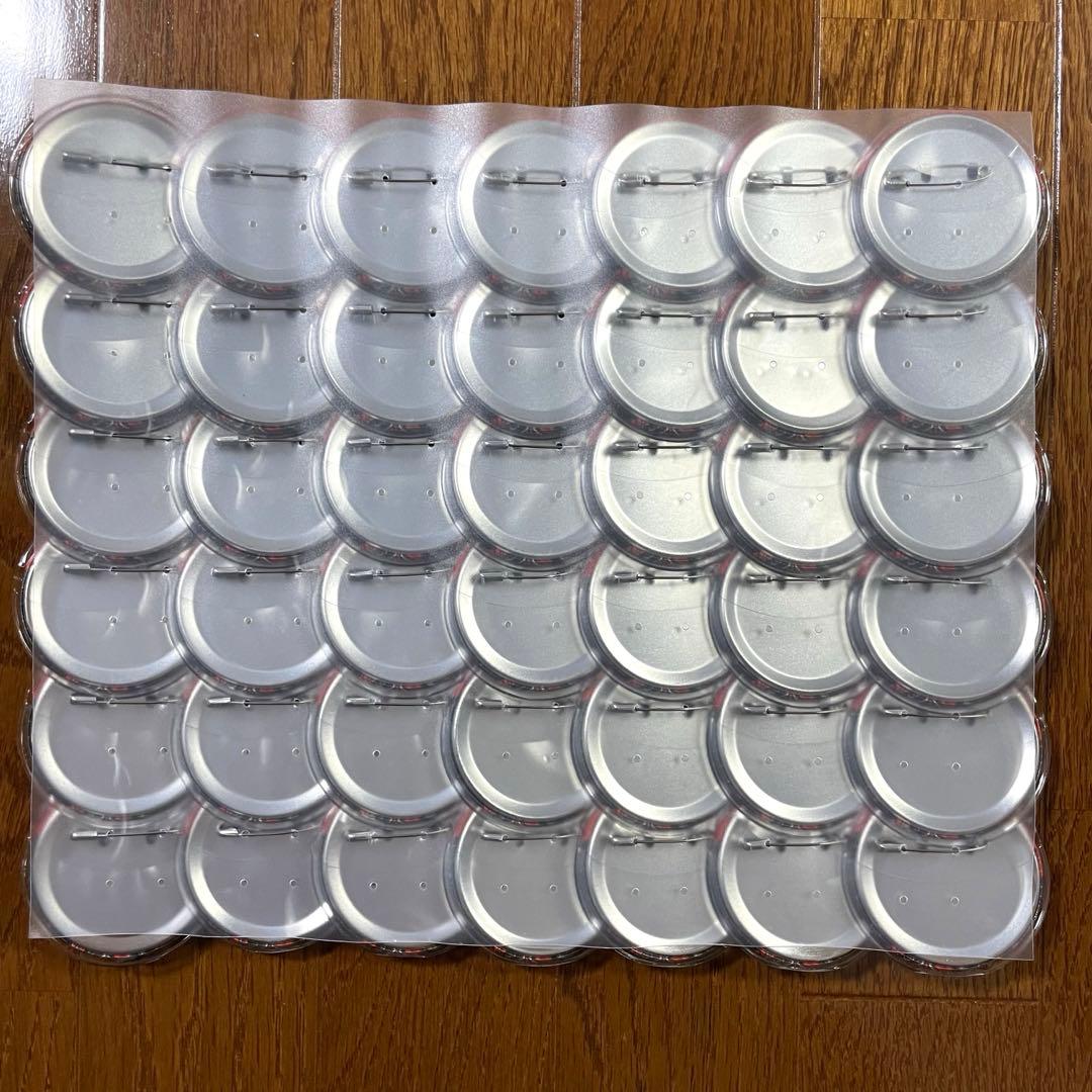 クロノヴァ　アルケー　缶バッジ ＆ ザッカマート A4痛バッグ　セット