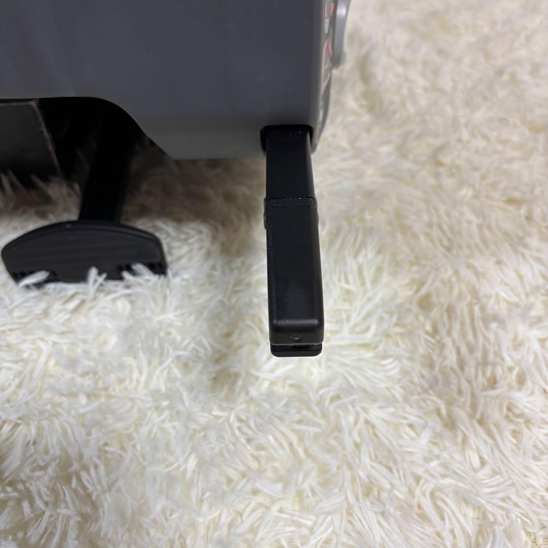 超美品　コンビ クルムーヴアドバンス ISOFIX エッグショック JP-590