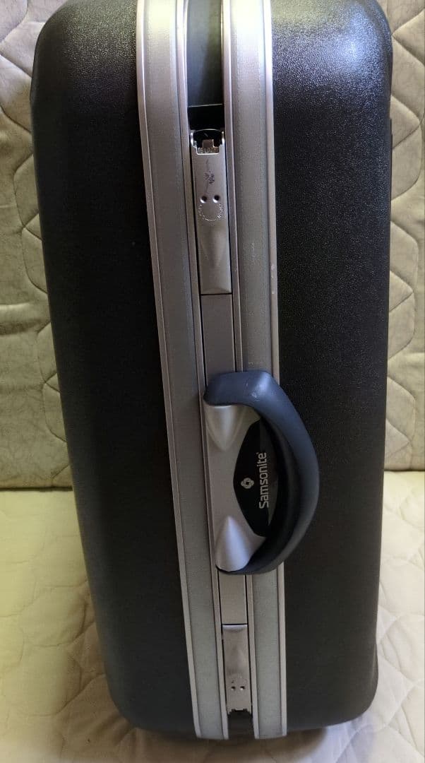 サムソナイト　スーツケース　キャリーケース　黒色　約80L 中古品　専用箱あり