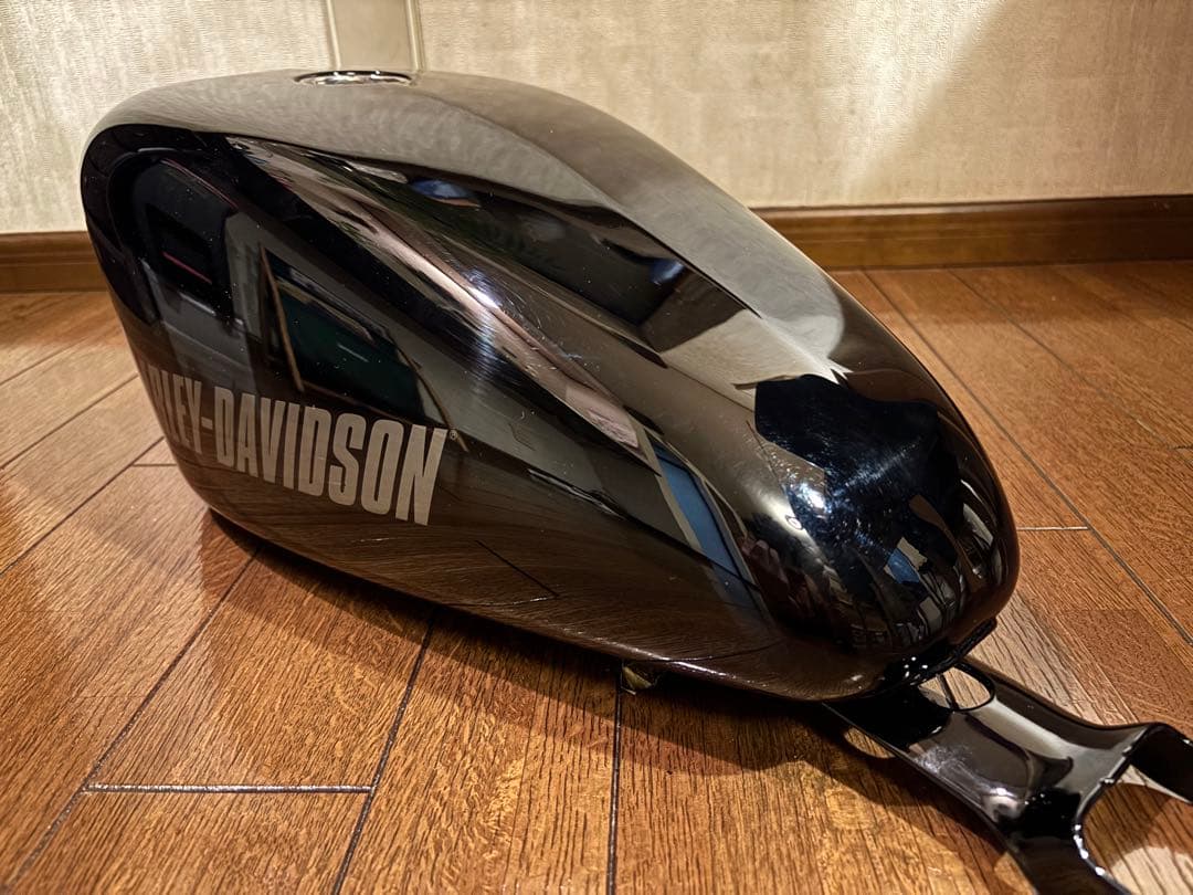 スポーツスター　純正　フューエルタンク