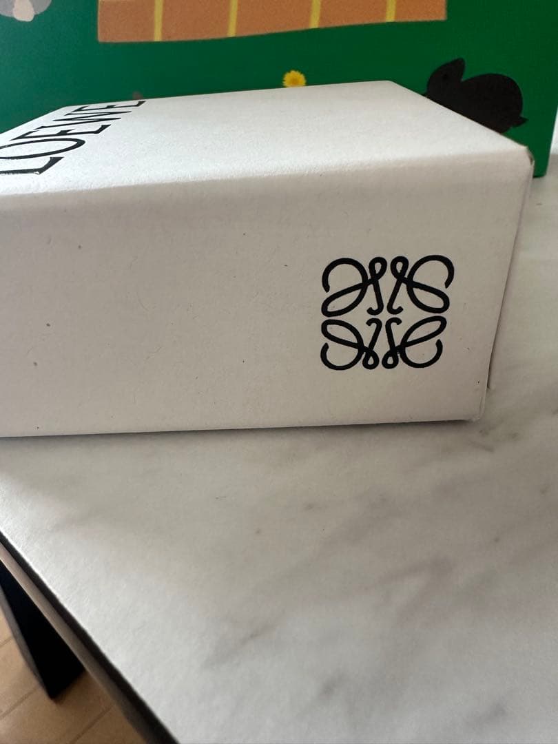 【正規品】LOEWE ロエベ ブローチ ゴールド【ギャランティカード付き】