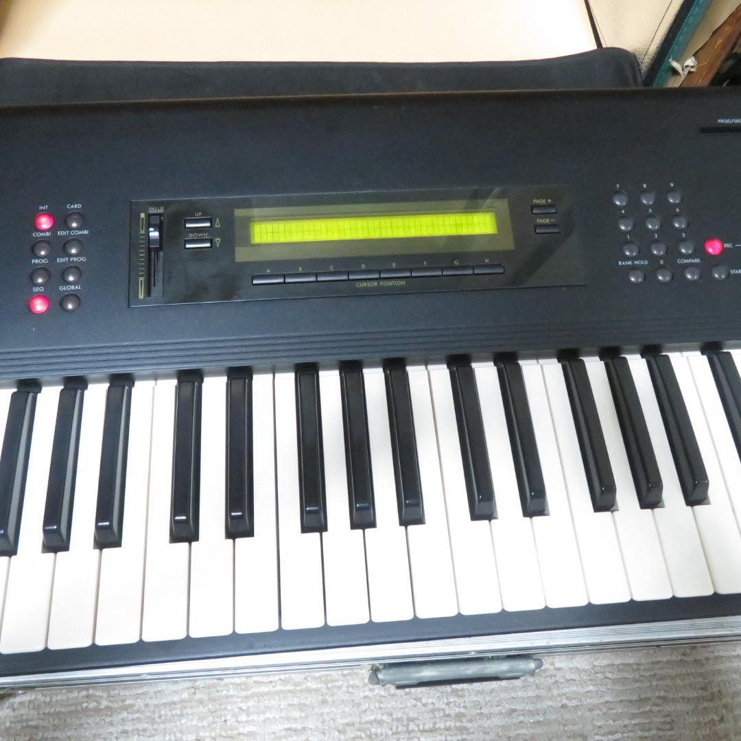 KORG コルグ M1 シンセサイザー ジャンク