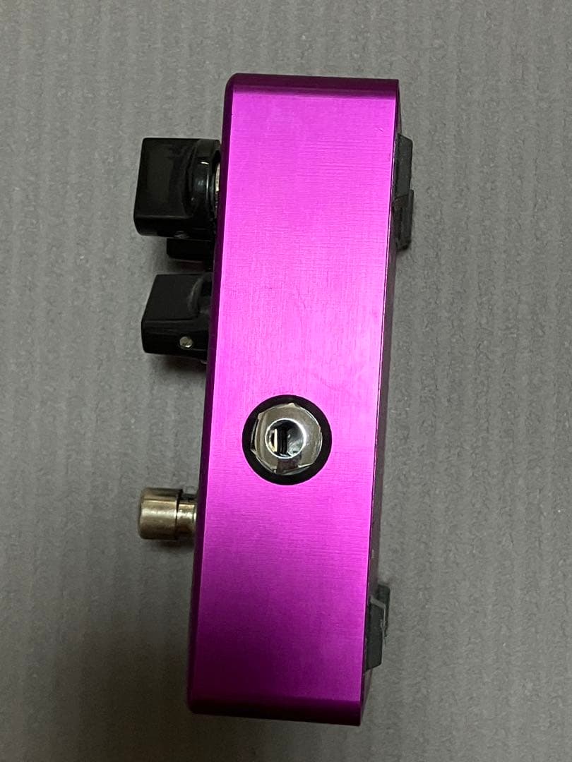 【美品】Suhr Riot ギターエフェクター　ディストーション