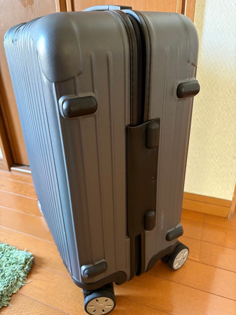 RIMOWA SALSA スーツケース　32L 4輪