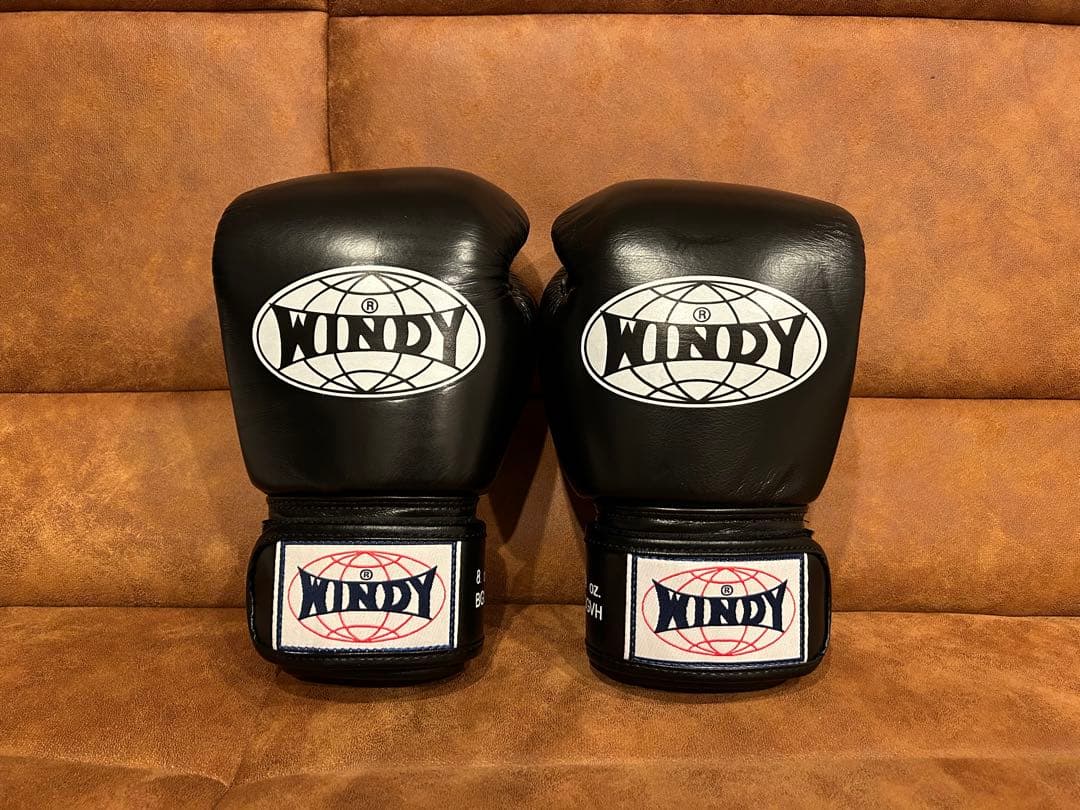 WINDY ボクシンググローブ　8oz. ブラック