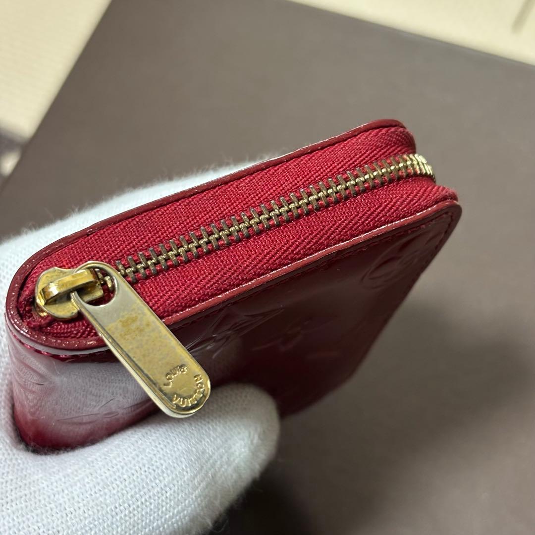 Louis Vuitton ヴェルニ　ケース レッド