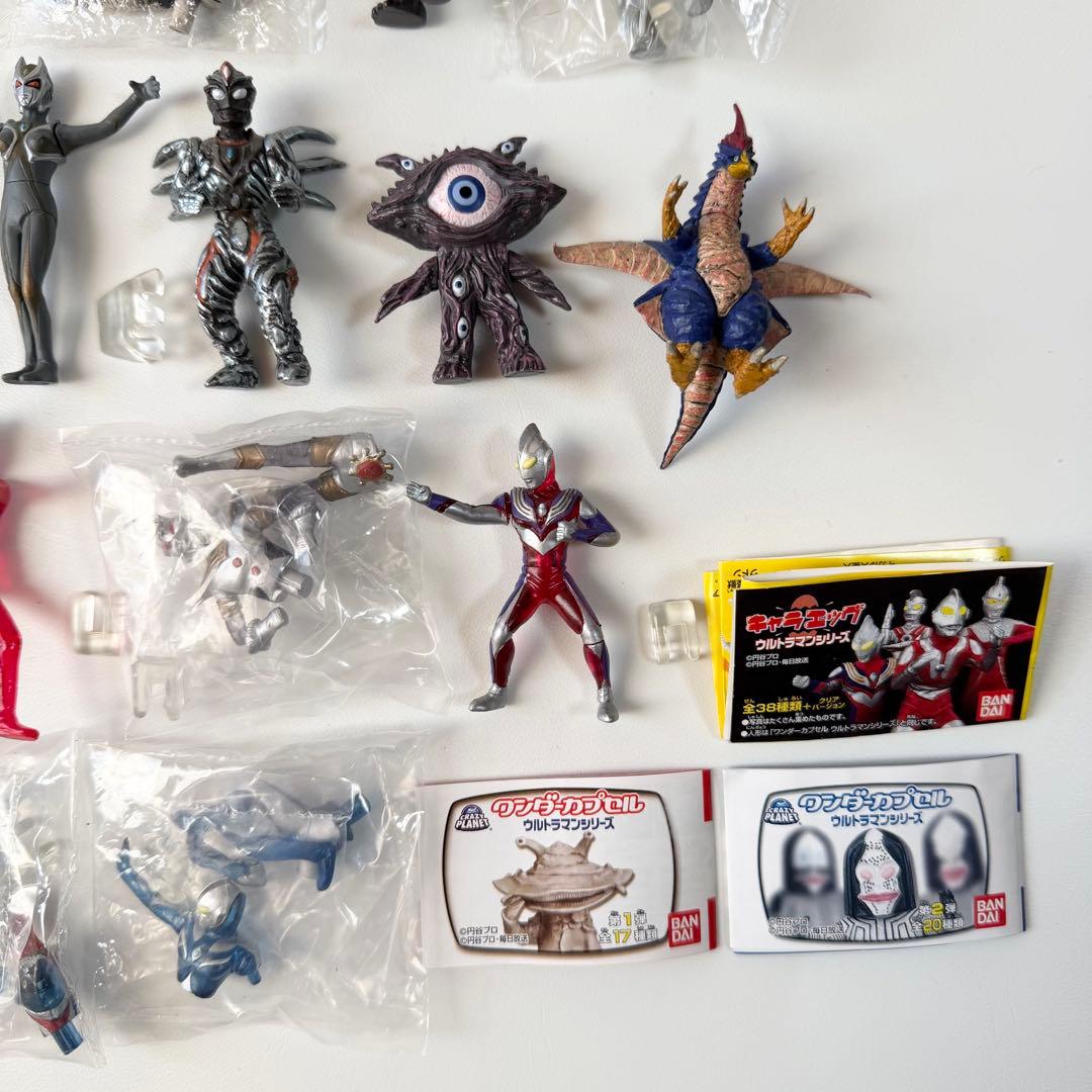 ウルトラマン　怪獣　キャラエッグ　ワンダーカプセル　フィギュア