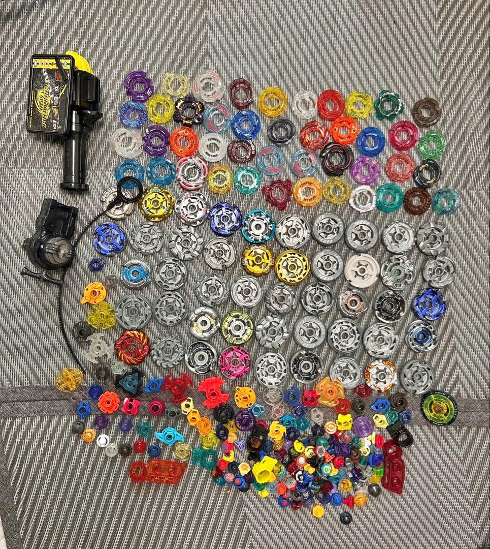 メタルファイトベイブレード　ベイ　ランチャー大量まとめ売り