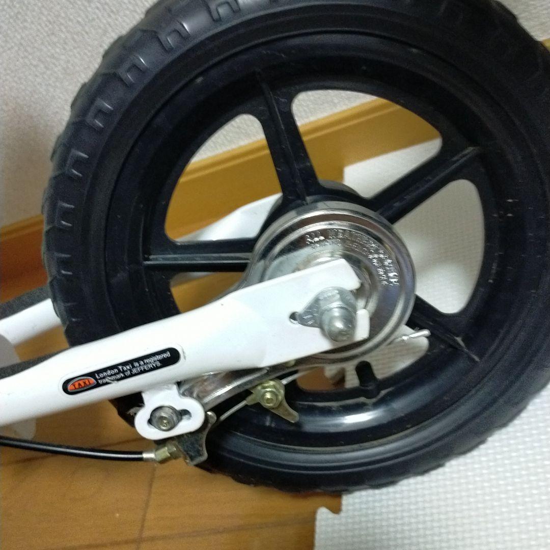 ストライダー ロンドンタクシー ヘルメット付き　美品