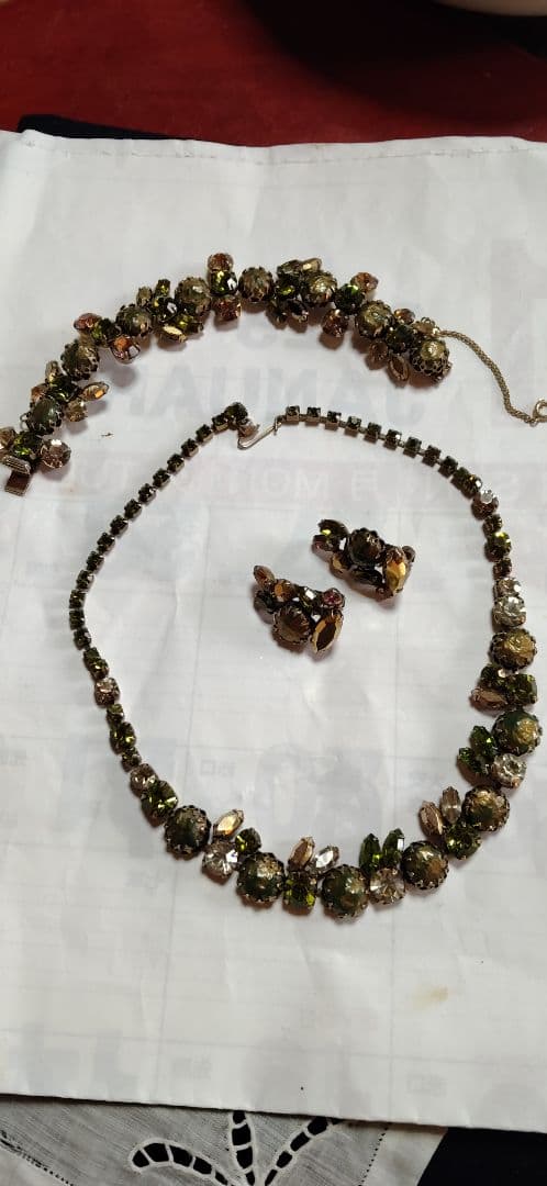 ヴィンテージ、ブレスレット、イヤリング、ネックレスの3点セット