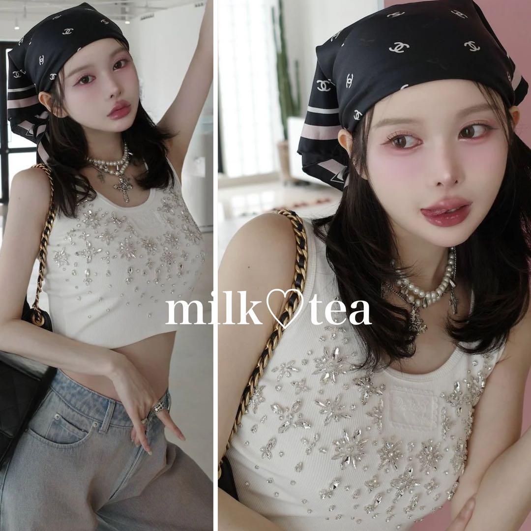 新品タグ付き ホワイト ダーリッチ ジュエリーリブノースリトップス F