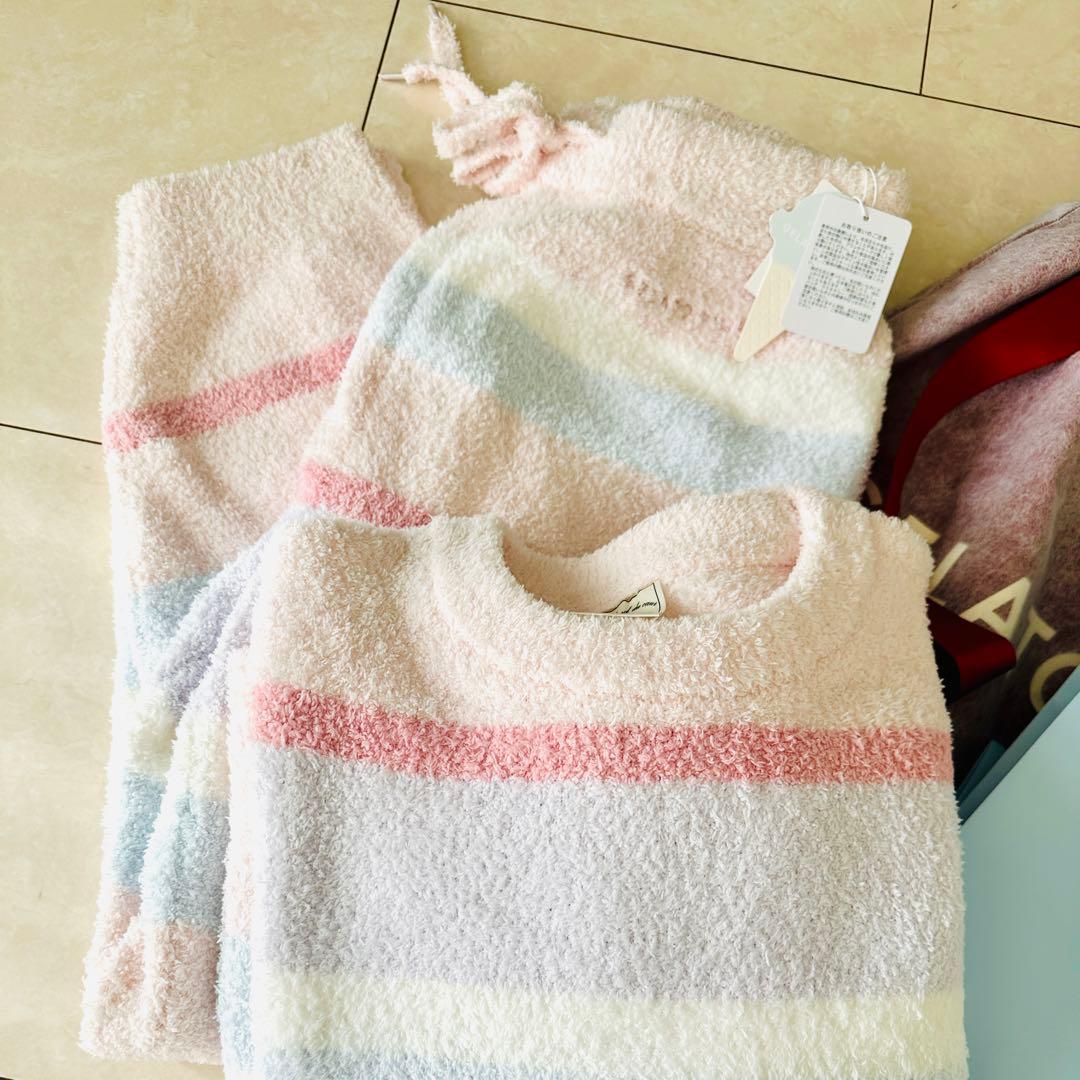 gelato pique ベビモコカラフルボーダー　上下ウェアセット⚠️発送1/6