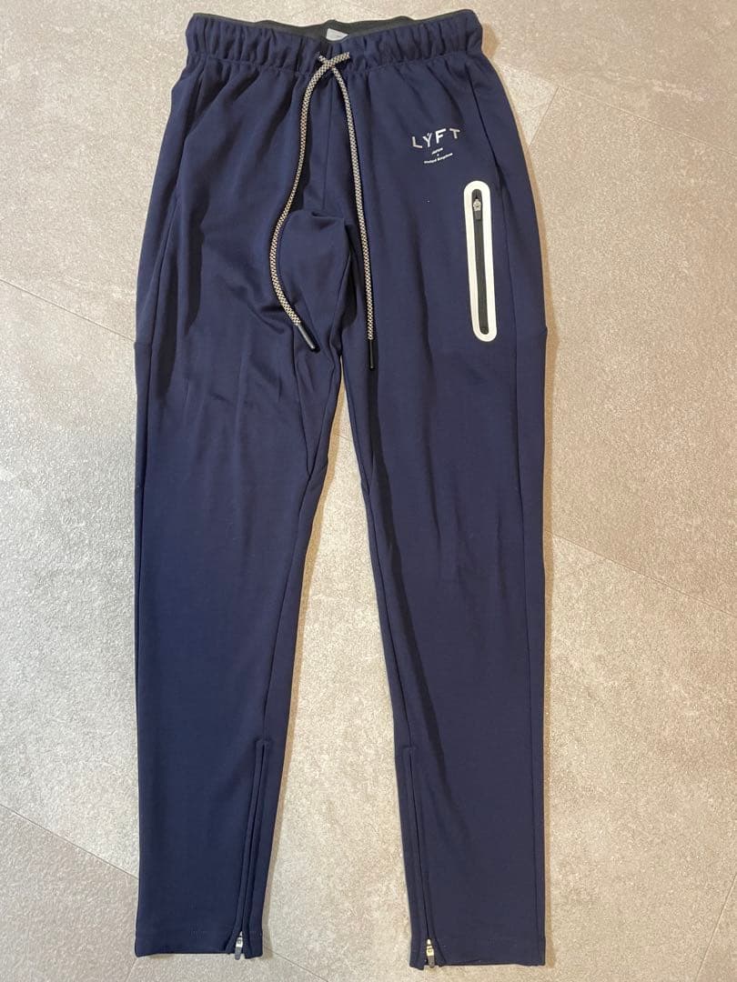 LYFT リフトフーディーパーカー＆ジョガーパンツ セット