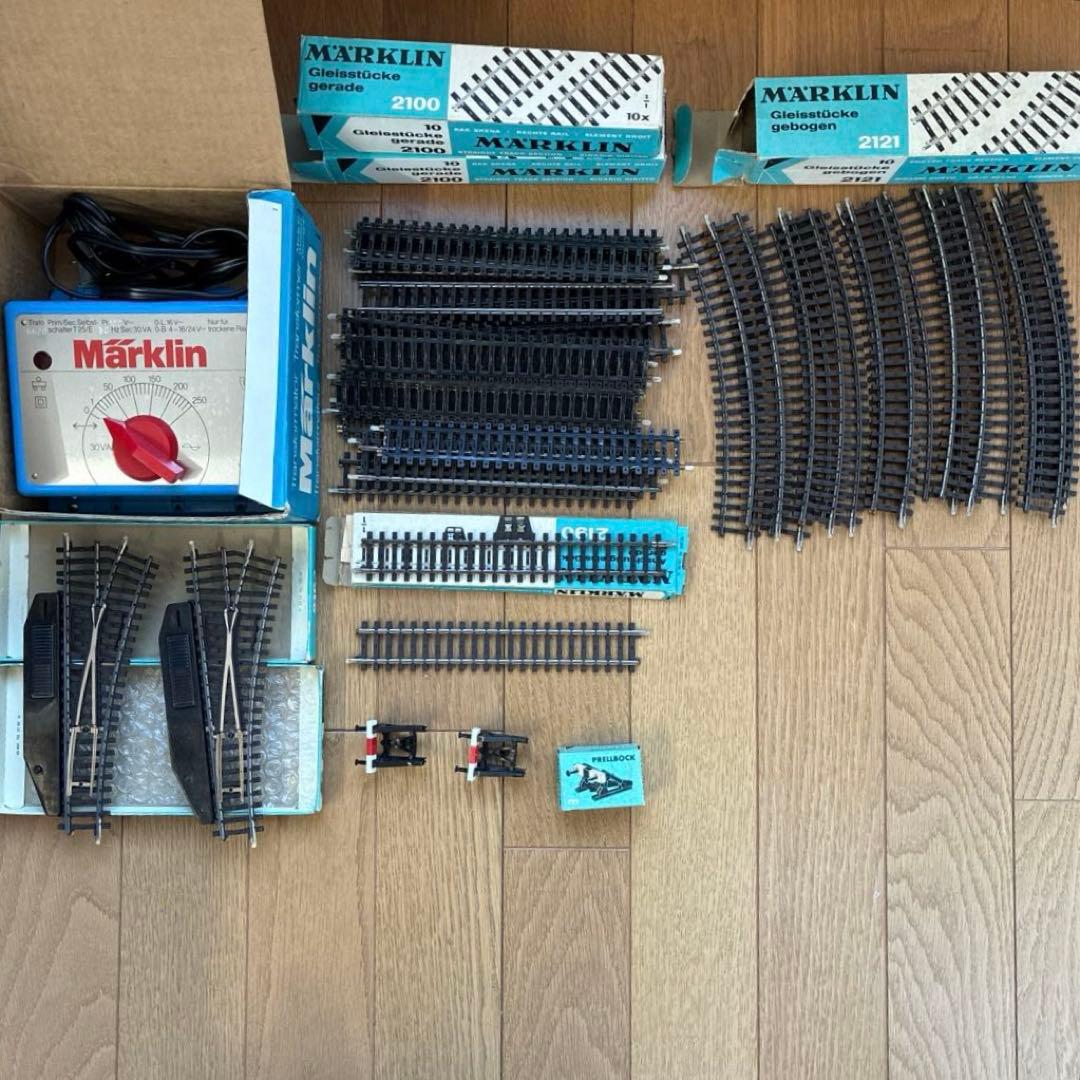 メルクリン HO 6620トランス + 引込線付きKトラックオーバルセット