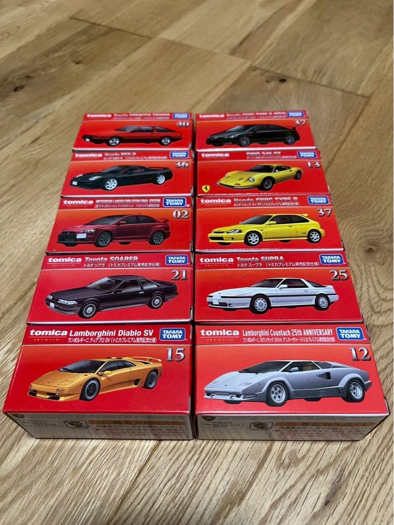 トミカ　プレミアム　10台セット