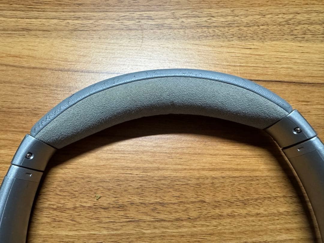 Bose ワイヤレスヘッドホン シルバー