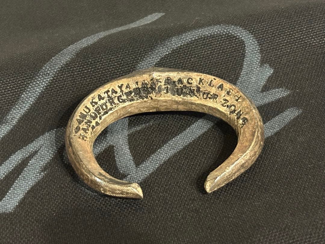 良品BACKLASHバックラッシュ×JUNUEZONOジュンウエゾノ純銀バングル