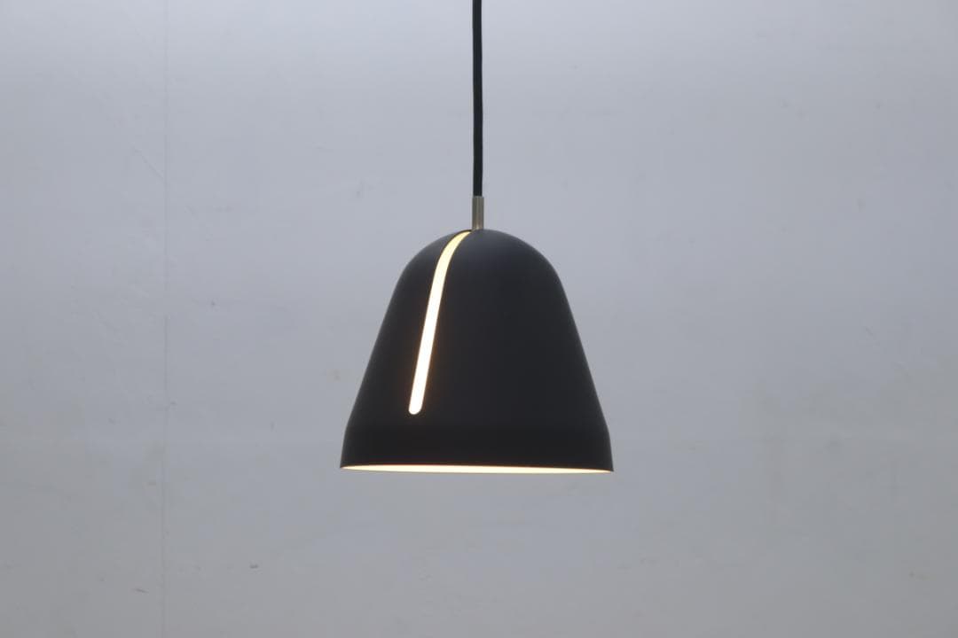 NYTA ニュイタ ヤマギワ TILT ペンダント ライト ランプ 照明 黒 1
