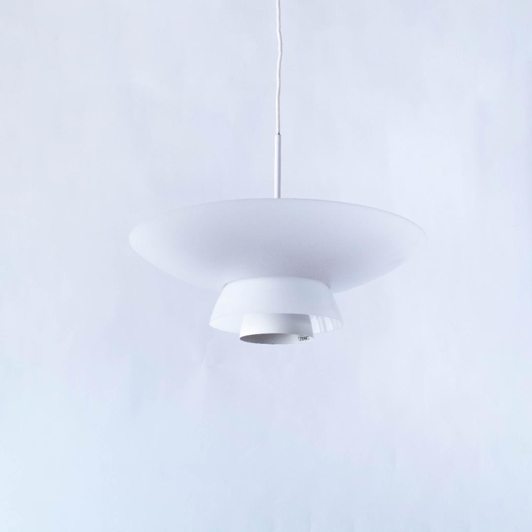 ペンダントライト　ポストモダン　ミッドセンチュリー　スペースエイジ　ナショナル