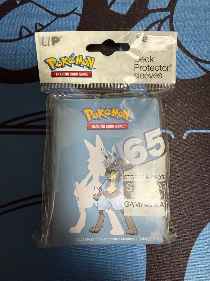 ポケモンカード ルカリオ海外プレミアムコレクション/デッキシールドセット