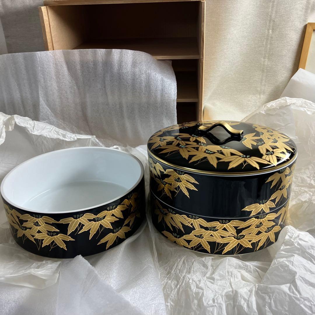 香蘭社 黒釉金笹絵 三段重 新品未使用 桐箱入り