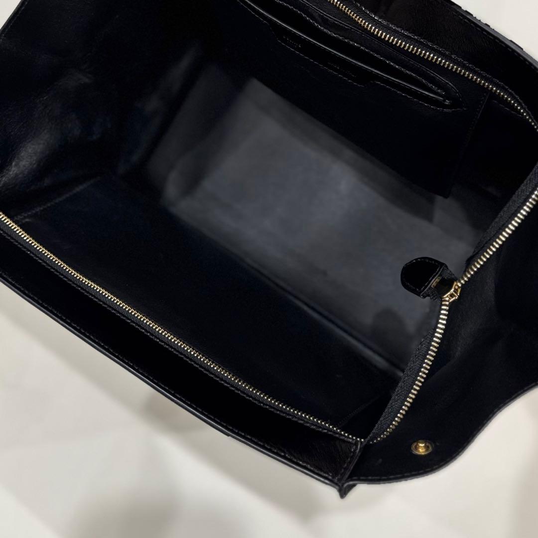 【限定特価】ショルダーバッグセリーヌ 2WAYハンドバッグトラペーズ　ブラック