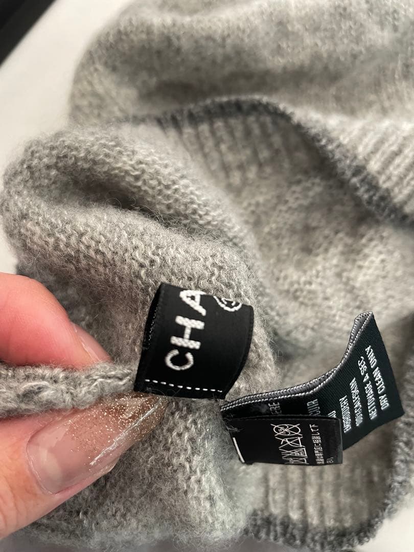 CHANEL グレー ニット帽シャネル ココマーク カシミヤ混 ビーニー