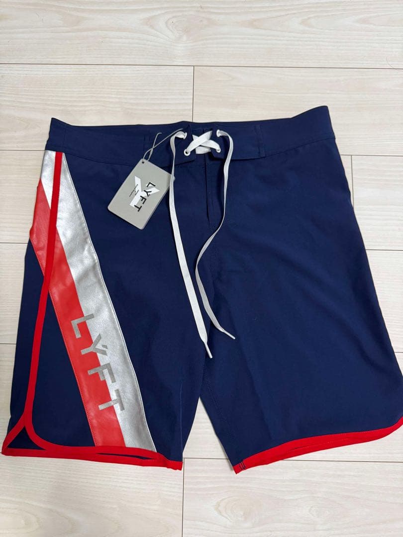 【新品・未使用】LYFT ステージショーツ Lサイズ