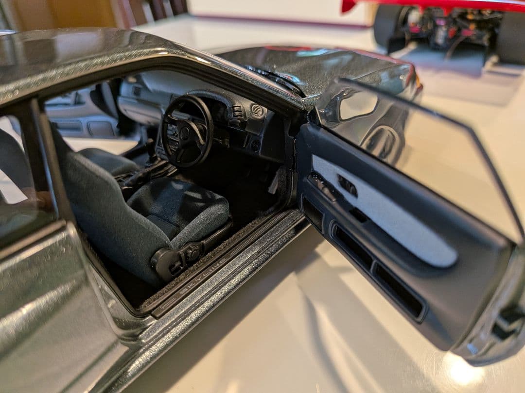 オートアート 1/18 日産 GT-R R32 NISSAN TOY Car