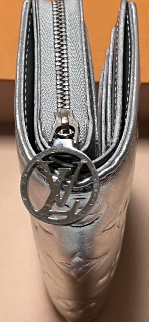 日本限定♪コンパクト【Louis Vuitton】ポルトフォイユ ルー財布