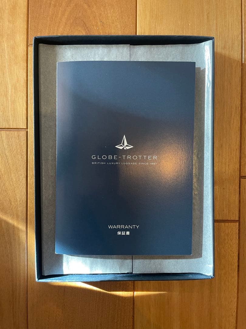 未使用/保証書有　GLOBETROTTER キャリー