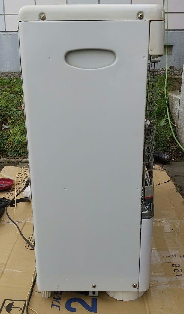 煙突式石油ストーブ