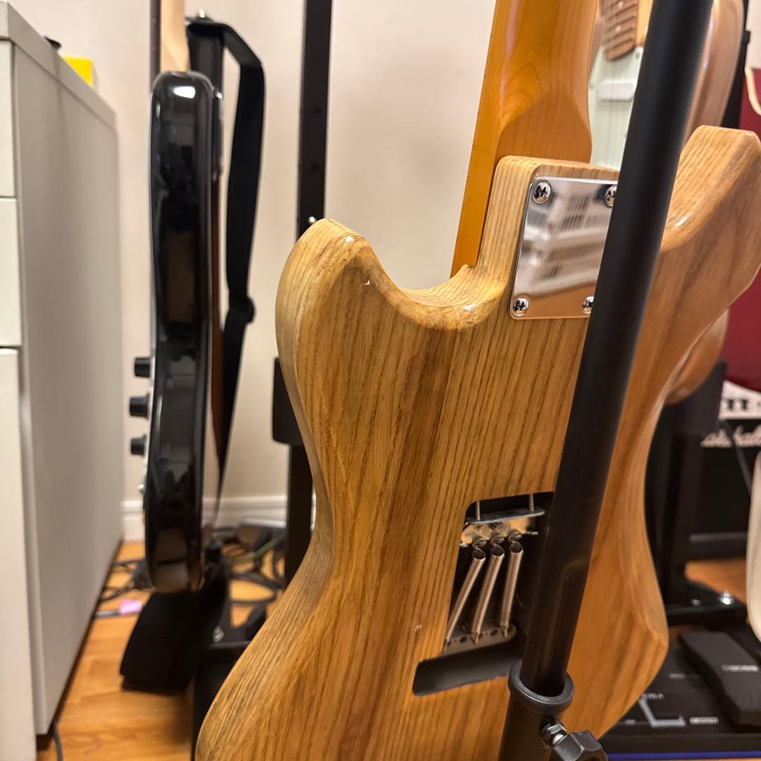 自作スウィンガー風ギター　HH