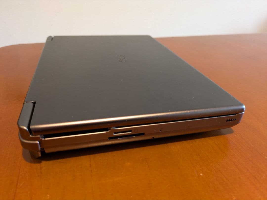 [美品] GPD Win Max2 2022/AMD Ryzen7 6800U