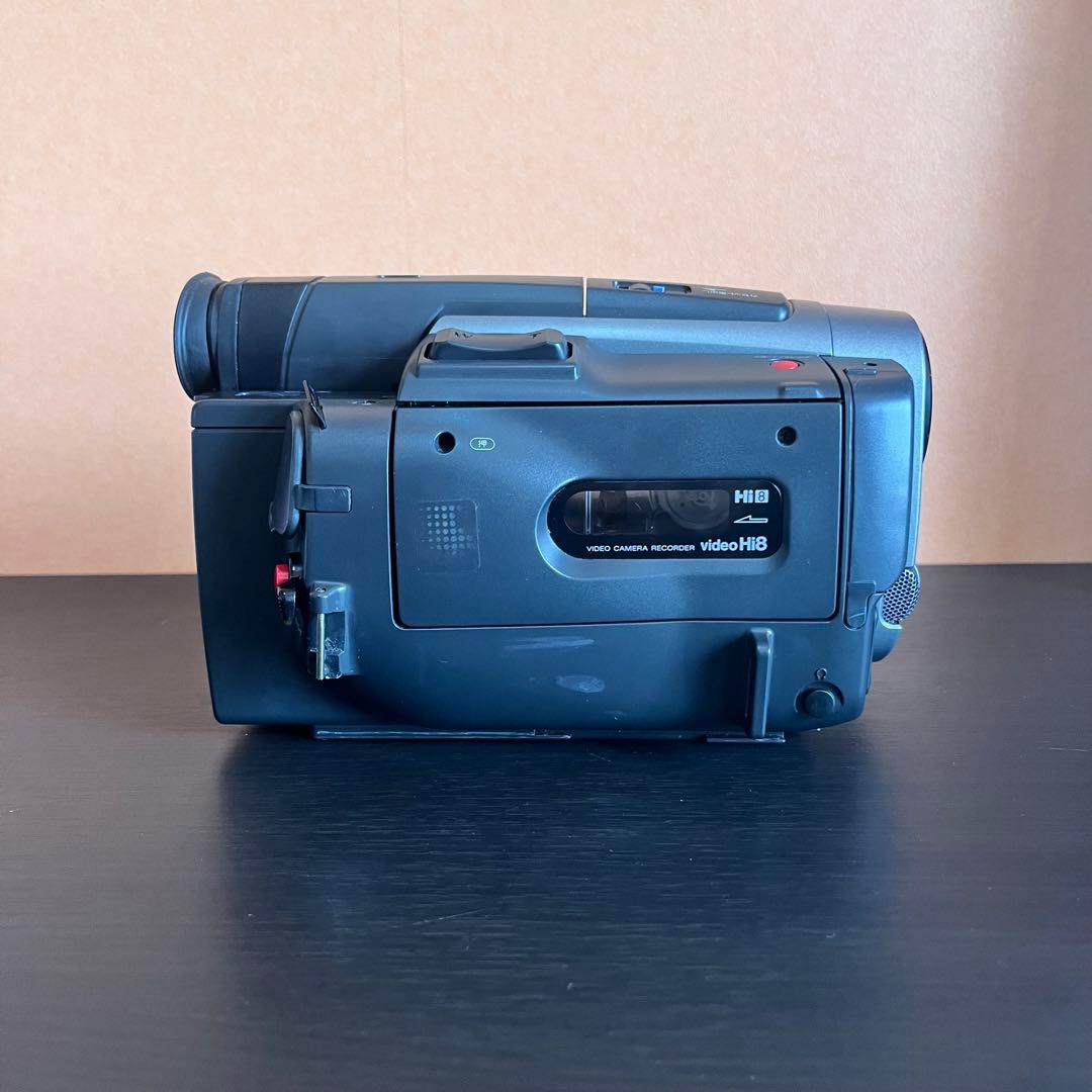 SONY CCD-TRV90 Hi8ビデオカメラセット＋ビデオテープ2つ付き