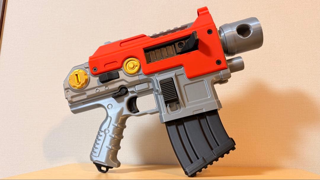 ウォーハンマー40K｜ボルトピストル ｜モデルガン｜コスプレ用｜可動ギミック付き