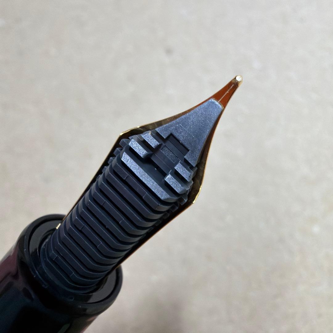 新品 SAILOR セーラー 万年筆 プロフェッショナル ギア 金 M 21k