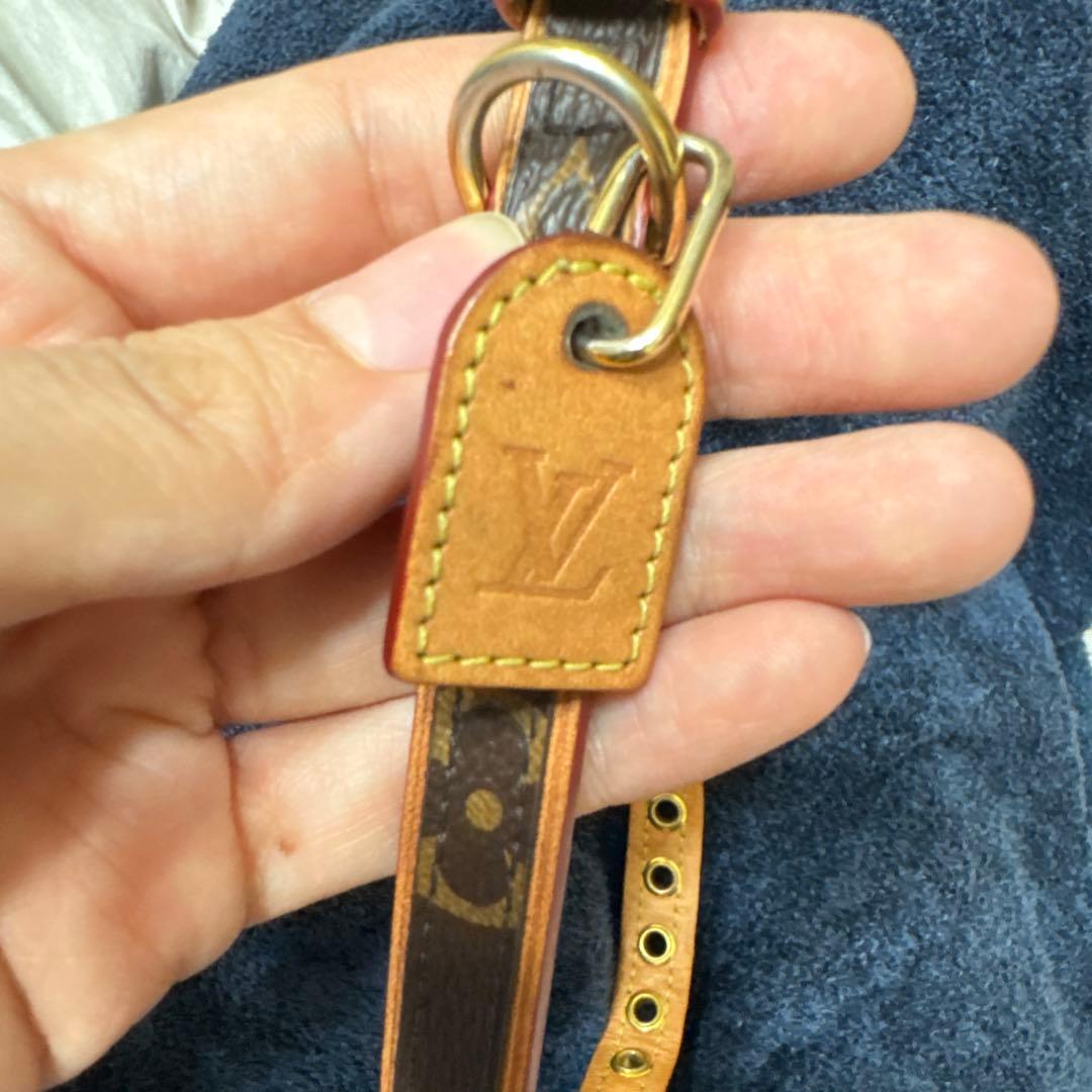 犬用　首輪　ルイヴィトン　LV VUITTON 美品