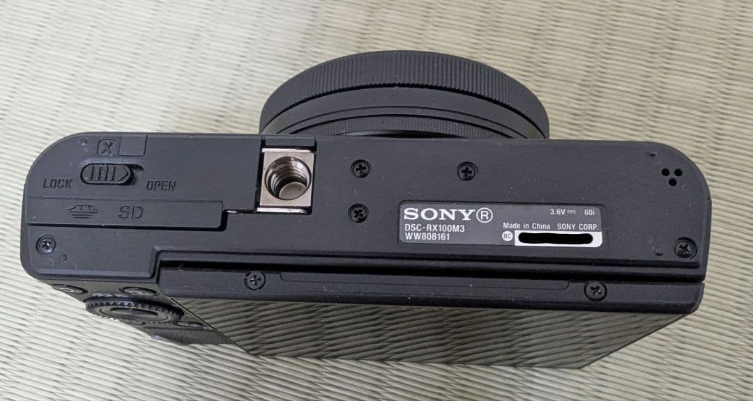 デジタルカメラ SONY DSC-RX100M3
