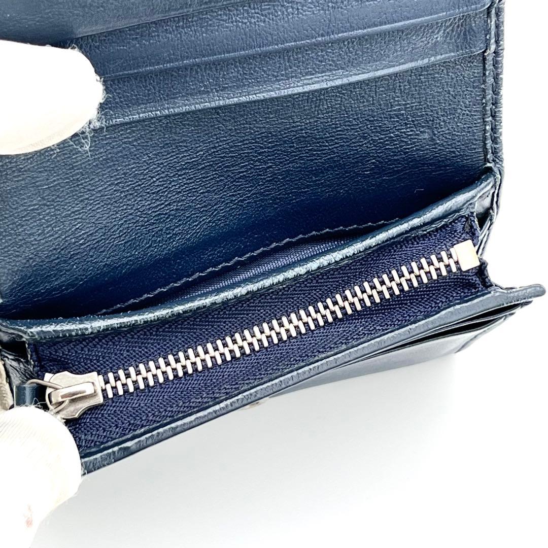 【美品】GUCCI 二つ折り財布　キルティング　GGマーモント　573811