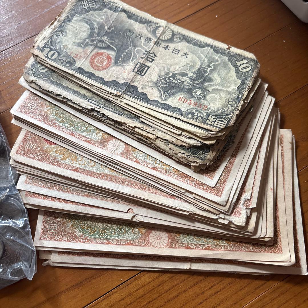 T*N様 古*品様 旧紙幣 古紙幣 古札 大量 約486g 状態の良くない並品
