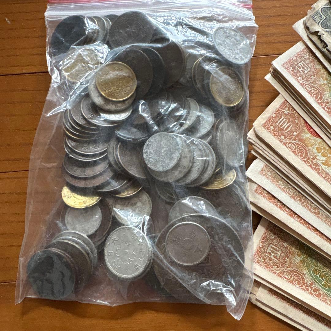 T*N様 古*品様 旧紙幣 古紙幣 古札 大量 約486g 状態の良くない並品