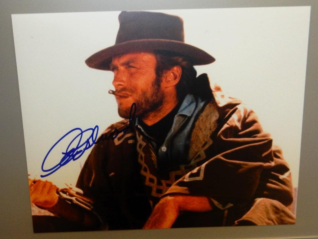 週末特価！　クリント・イーストウッド　直筆サインポートレート・証明書付き