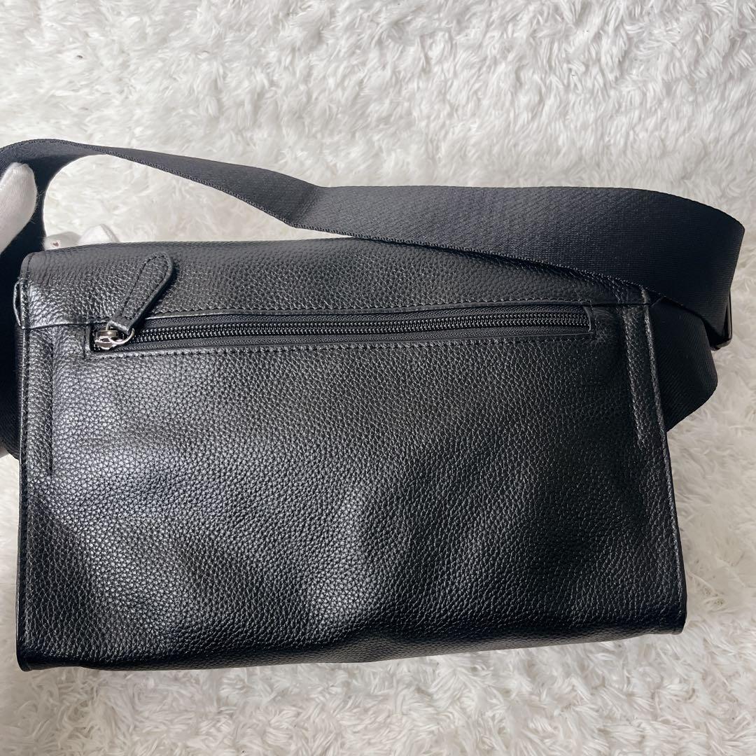 美品 イアパピヨネ ワイドテープ レザー ショルダーバッグ 本革 ブラック