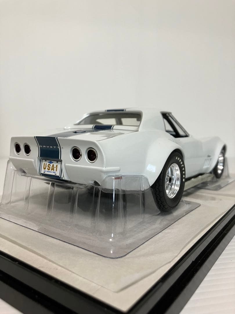 ミニカー 1/18 CORVETTE L-88 1969 GM Test Car