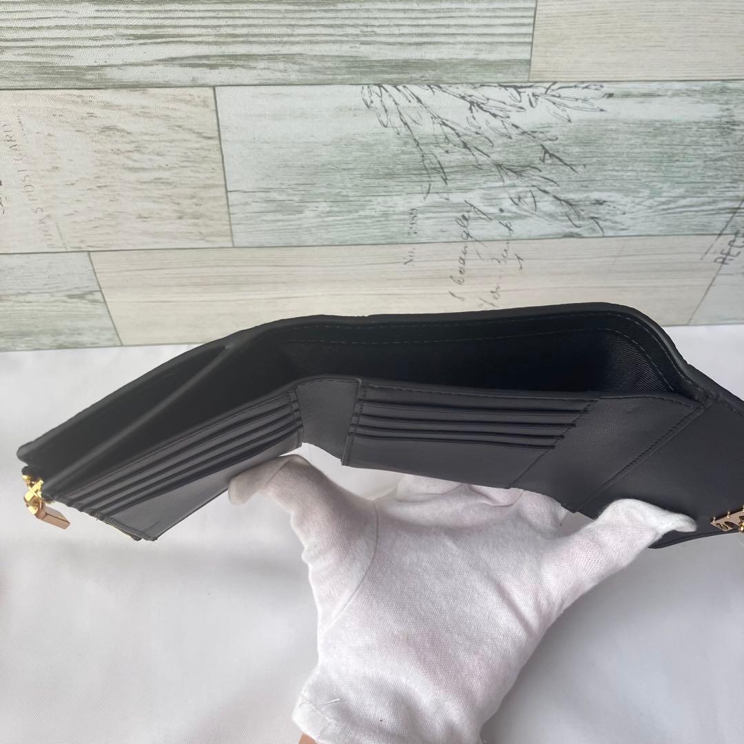 【値下交渉○】Tory Burch ブラック 三つ折り財布