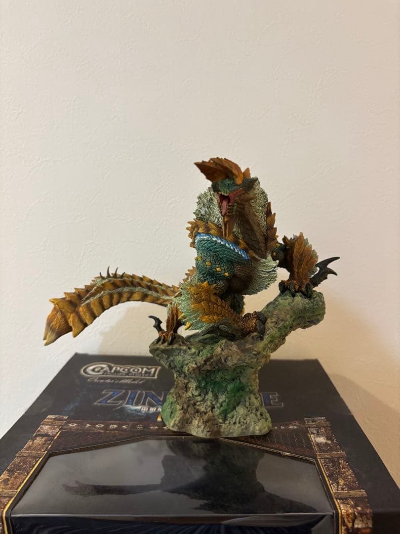 フィギュアビルダー クリエイターズモデル 雷狼竜 ジンオウガ